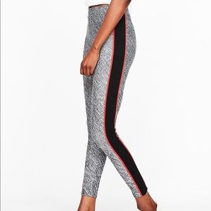 NWOT High-Waisted Grey Stripe Leggings | Express